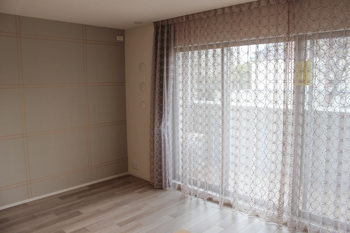 千里中央　大阪　カーテン