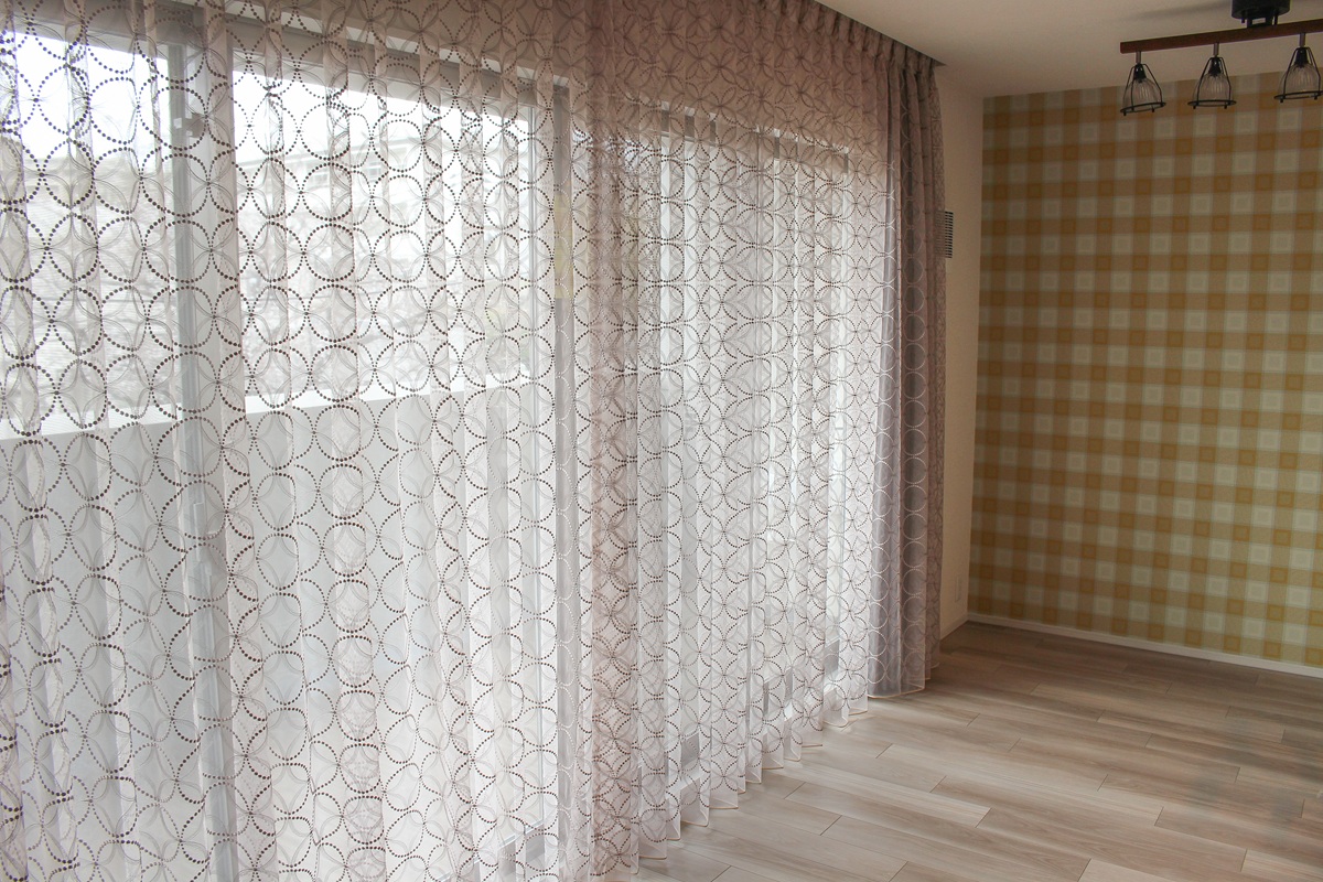 大阪・豊中市、千里中央エリアの新築マンションのカーテンはレースイン