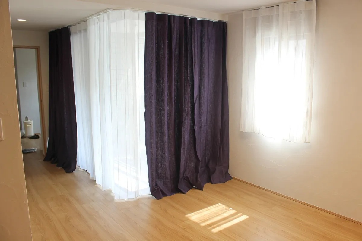 リフリン　カーテン　京都